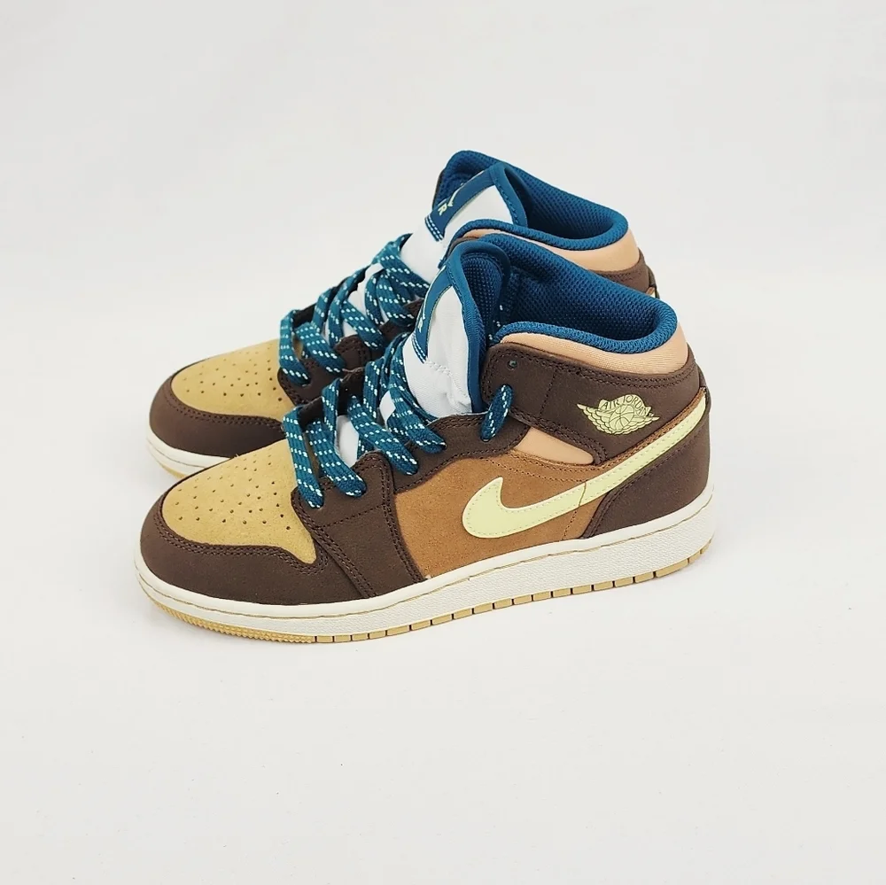 Air Jordan Mid SE Kids Sneakers Brown and Tan